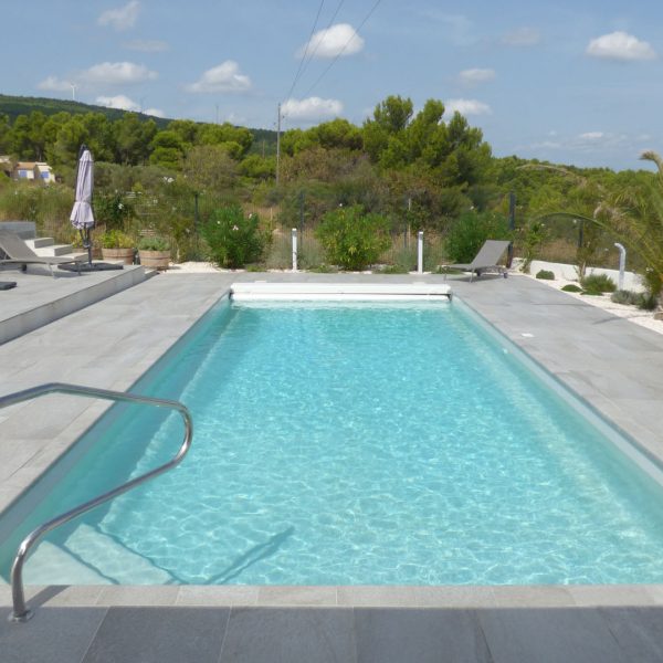 minard piscine coque sarlat dordogne modèle Brooklyn 10C grise CoverIn BC2